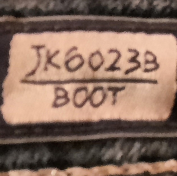 Jeans - Picture 2 of 5